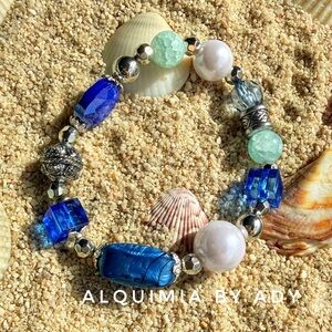 Alquimia blue quartz and  Pearl Bracelet + MAXIMALIST